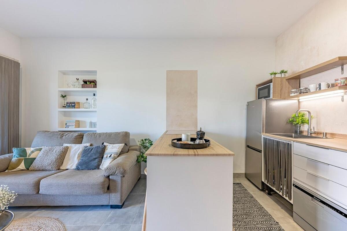 Golden Mile Getaway, Garden View, Pool & Comfort Marbella Exteriör bild