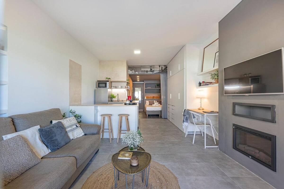 Golden Mile Getaway, Garden View, Pool & Comfort Marbella Exteriör bild