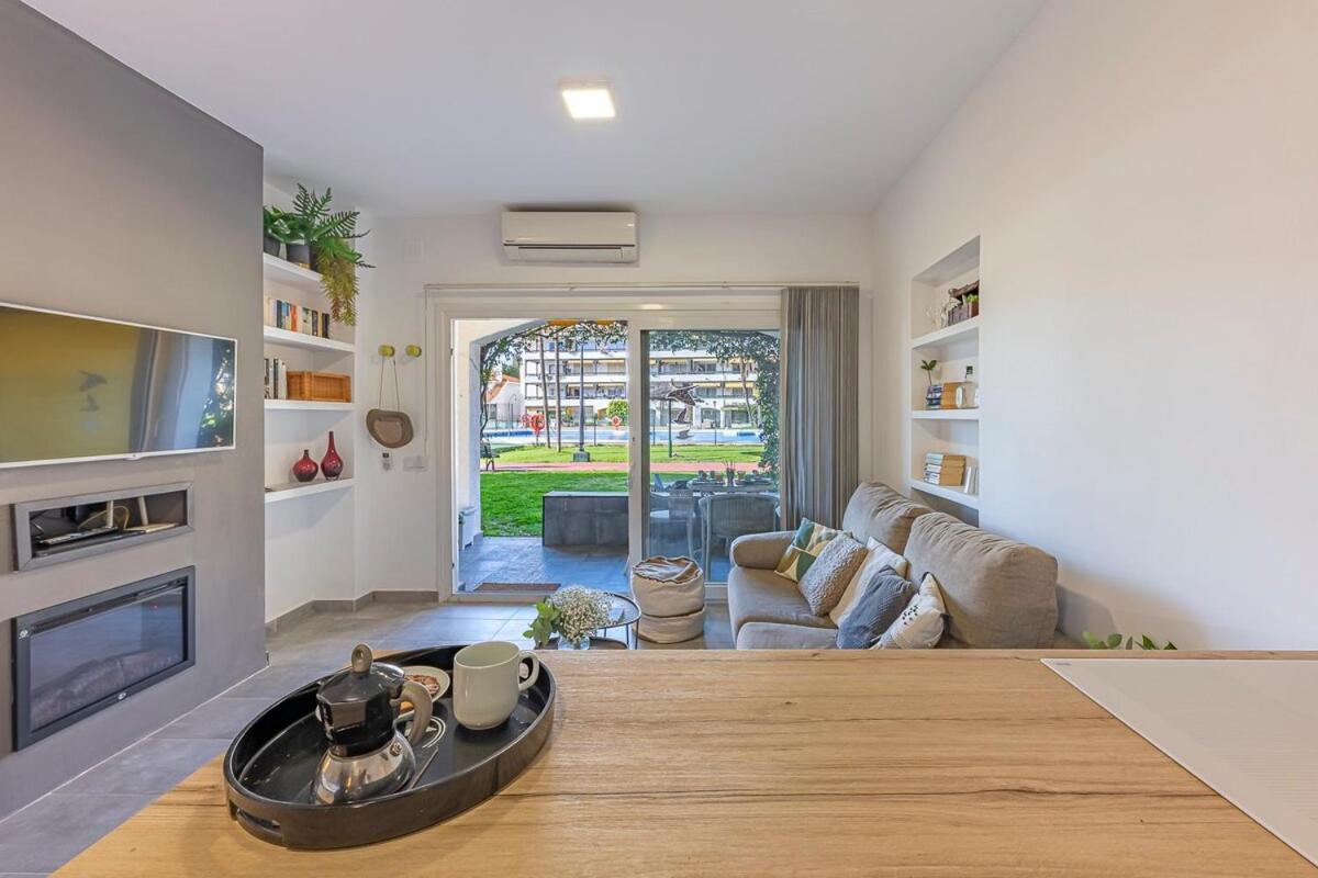 Golden Mile Getaway, Garden View, Pool & Comfort Marbella Exteriör bild