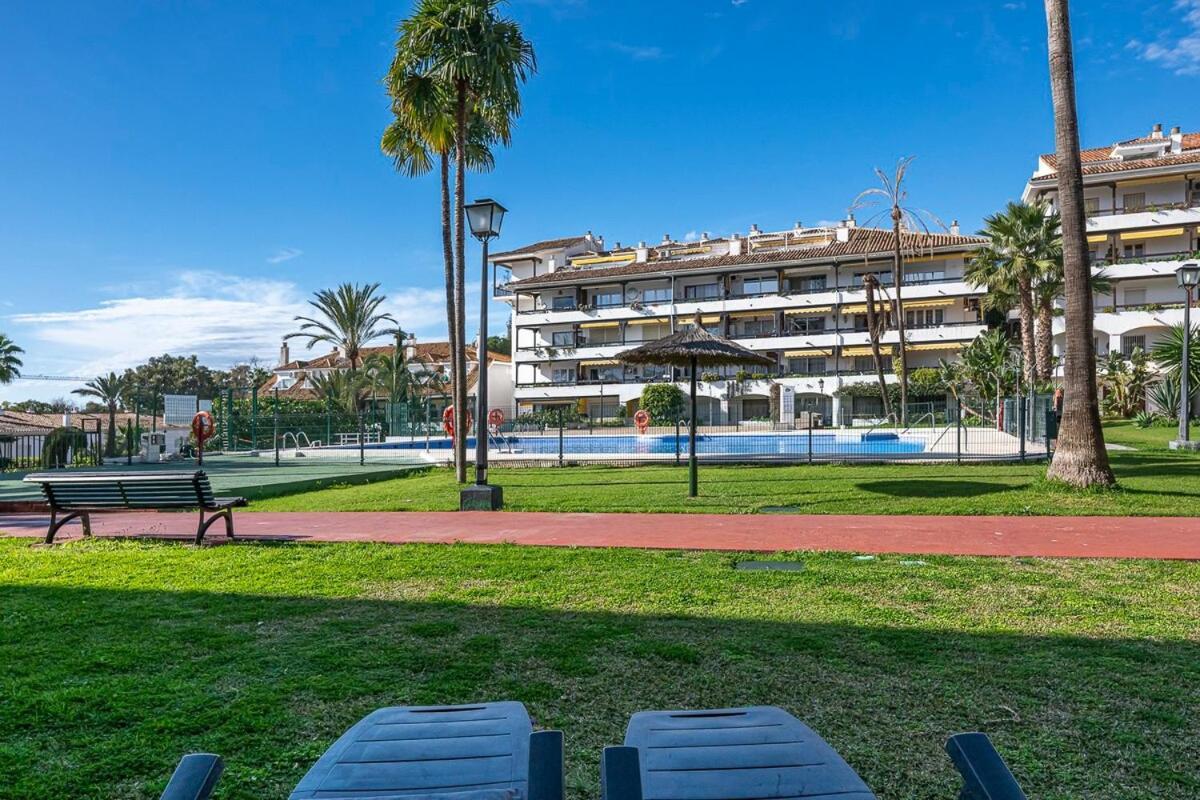 Golden Mile Getaway, Garden View, Pool & Comfort Marbella Exteriör bild