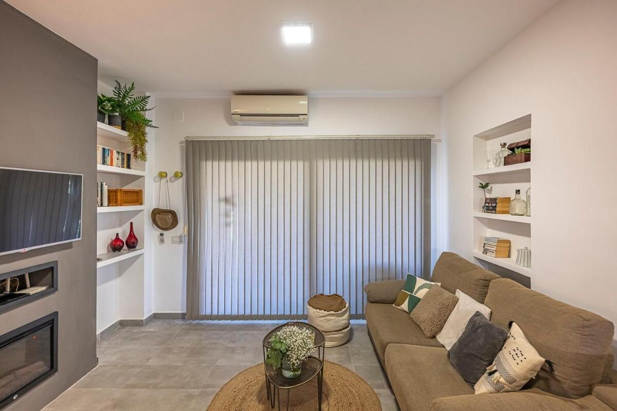 Golden Mile Getaway, Garden View, Pool & Comfort Marbella Exteriör bild