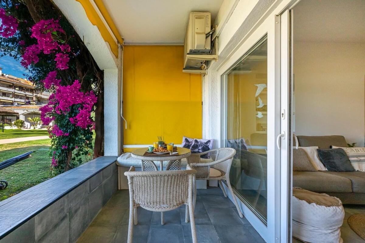 Golden Mile Getaway, Garden View, Pool & Comfort Marbella Exteriör bild